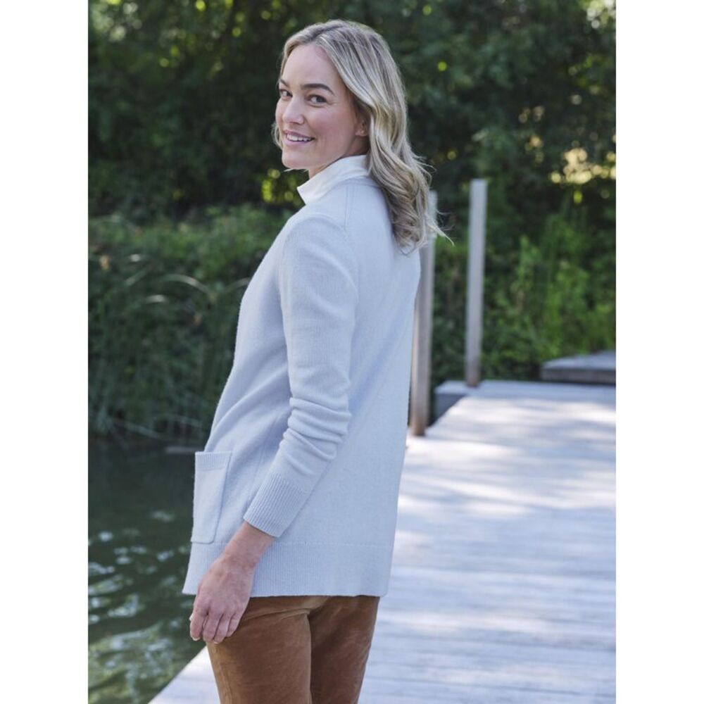 WoolOvers Womens/Ladies Lambswool Crew Neck Cardigan / Frost Blue